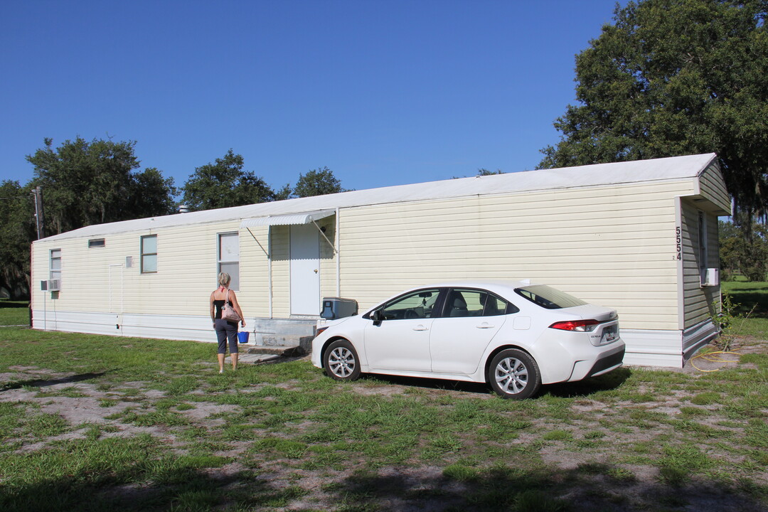 5554 Lake Buffum Rd in Lake Wales, FL - Building Photo