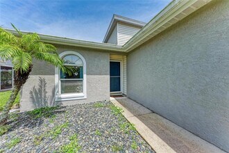 5453 Colony Lake Ln, Unit 4851-002 in Sarasota, FL - Building Photo - Building Photo