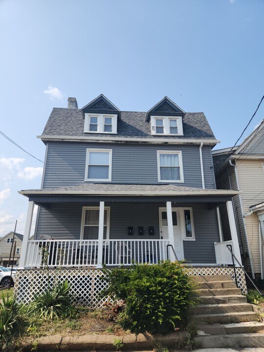 340 Virginia Ave, Unit 3 in Butler, PA - Building Photo