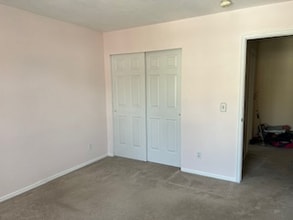 5554 S Edgeberry Dr in Murray, UT - Foto de edificio - Building Photo