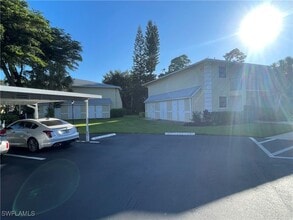 28150 Pine Haven Way in Bonita Springs, FL - Building Photo - Building Photo