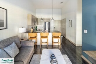 7201 Henneman Way in McKinney, TX - Foto de edificio - Building Photo