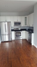 1 E Chase St, Unit 607 in Baltimore, MD - Building Photo - Building Photo