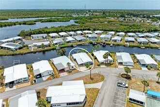 122 Martinique Rd in Venice, FL - Building Photo - Building Photo
