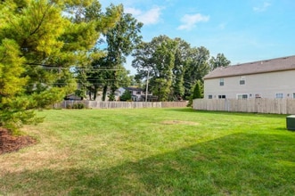 7766 Hansgrove Ct in Dublin, OH - Foto de edificio - Building Photo