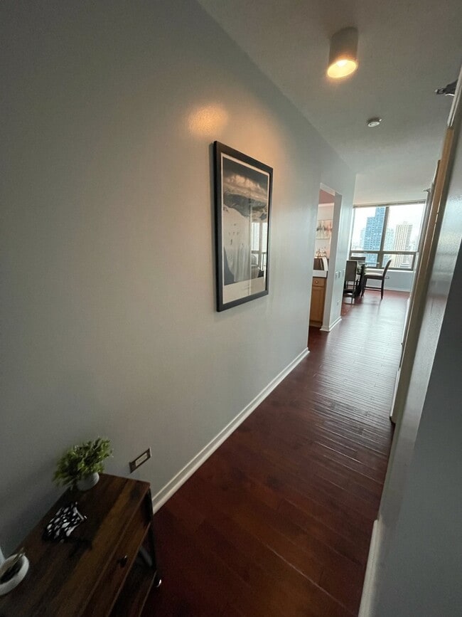 400 N La Salle Dr in Chicago, IL - Building Photo - Building Photo
