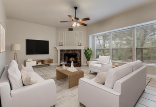 9212 Rustlers Creek Dr in San Antonio, TX - Building Photo - Building Photo