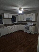 10259 Foxfire Terrace in Jonesboro, GA - Building Photo - Building Photo
