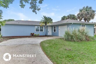 1080 SW Colorado Ave in Port St. Lucie, FL - Building Photo - Building Photo