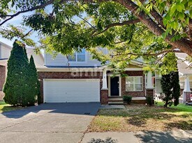 7145 Riverfront Dr in Nashville, TN - Building Photo