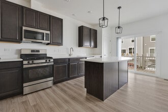 632 Wolverine Dr in Aurora, IL - Building Photo - Building Photo