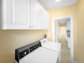 24 Montvale St, Unit 2 in Boston, MA - Building Photo - Building Photo