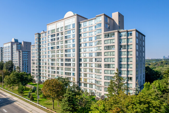 Labourers Local 183 Co-op in Toronto, ON - Building Photo - Building Photo