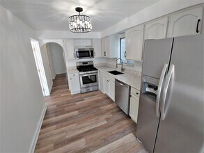 453 Norton St in Pittsburgh, PA - Building Photo - Building Photo