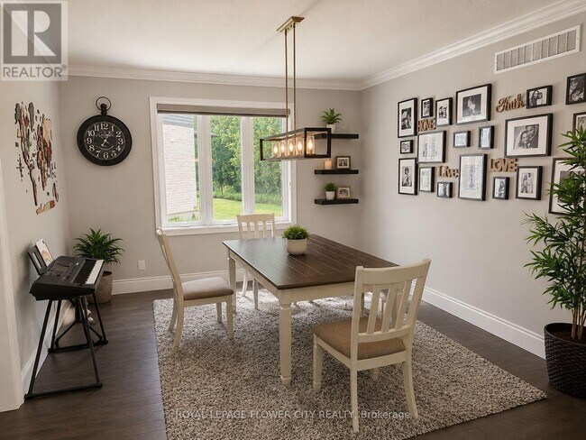 property at 141 Birdie Ct