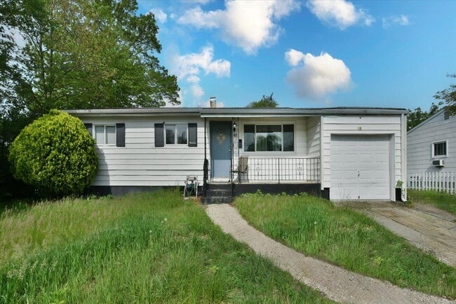 property at 47 Robin Hill Pl