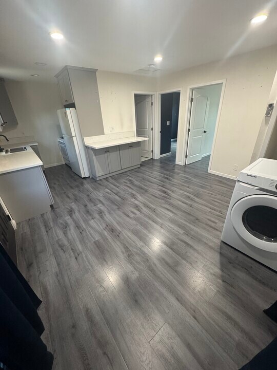 8715 Burton St in Bellflower, CA - Building Photo