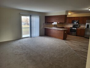 11737 21 Mile Rd in Shelby Township, MI - Building Photo - Building Photo