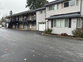 Spring Creek Apartments in Salem, OR - Building Photo - Building Photo