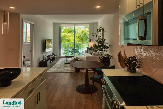 property at 1950 Mayfair St