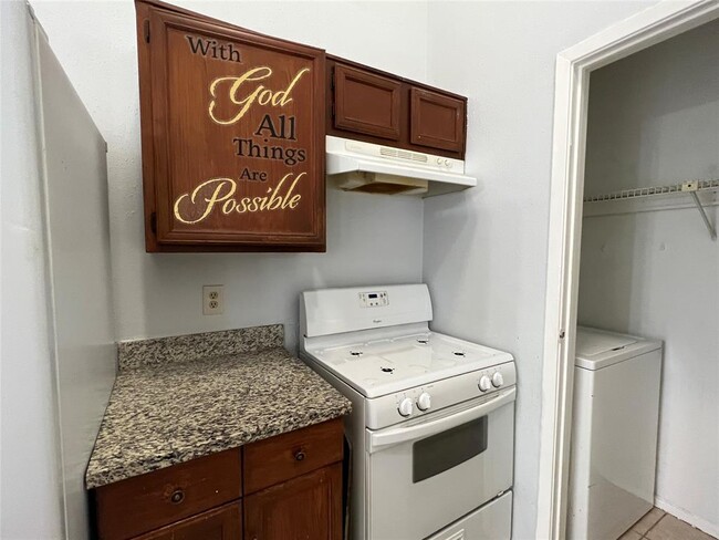property at 5125 Beaver Hollow Dr