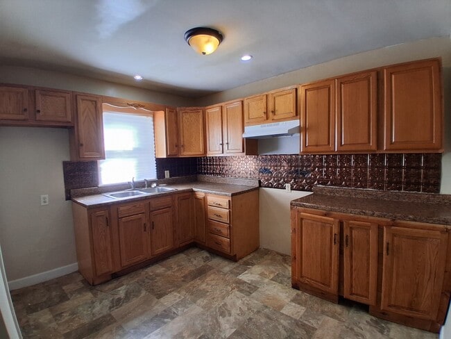 111 Grace St in Danville, IL - Building Photo - Building Photo