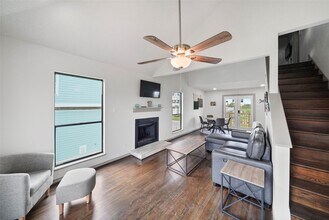 4126 San Jacinto Dr in Galveston, TX - Building Photo - Building Photo