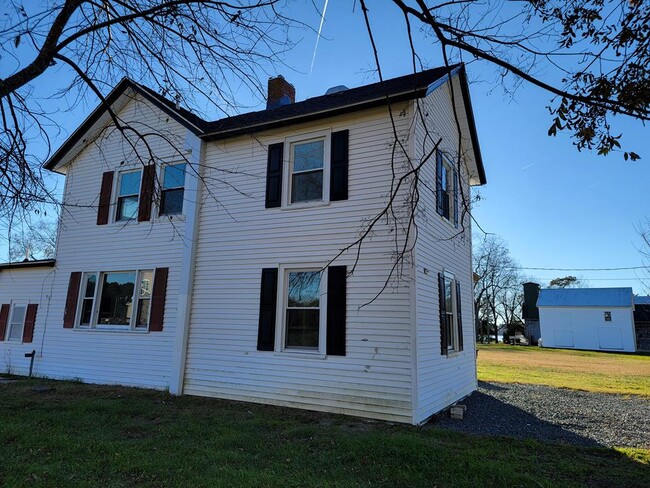 property at 14212 Shields Bridge Rd