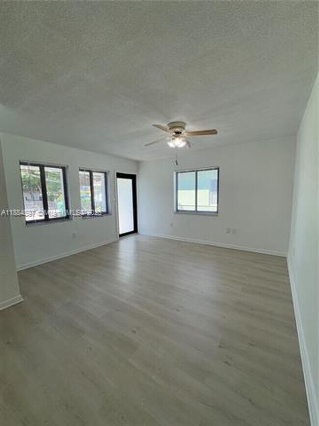 3633 SW 5th Terrace in Miami, FL - Building Photo - Building Photo
