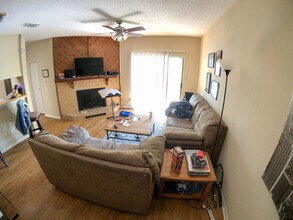 2901 San Jacinto Blvd, Unit 208 in Austin, TX - Building Photo - Building Photo