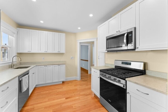 1579 Centre St in Boston, MA - Building Photo - Building Photo
