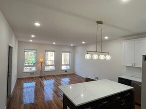 121 Osborne Terrace, Unit 1 in Newark, NJ - Building Photo - Building Photo