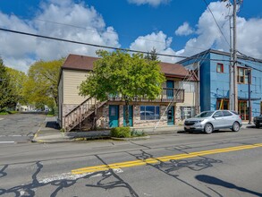 1901 Main St in Washougal, WA - Building Photo - Building Photo