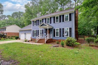 103 Lakewood Cir in Yorktown, VA - Building Photo - Building Photo