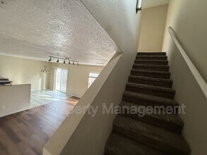 12516 Snowmass Way NE in Albuquerque, NM - Foto de edificio - Building Photo