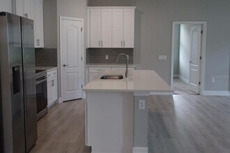 5574 SW 128th Pl in Ocala, FL - Building Photo - Building Photo