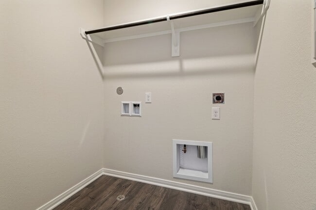 property at 15802 Berry Hl Dr