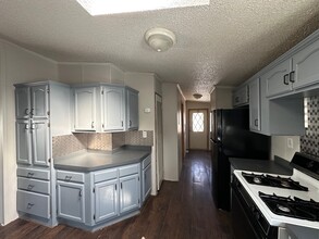 261 E Birdsall Dr in Battle Creek, MI - Building Photo - Building Photo
