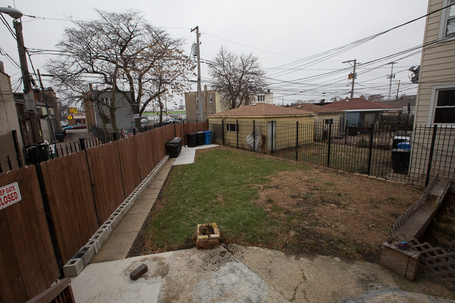 1358-1402 N Harding Ave in Chicago, IL - Building Photo