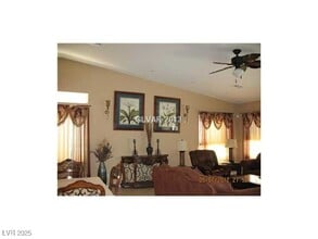 9179 Castle Valley Ave in Las Vegas, NV - Building Photo - Building Photo