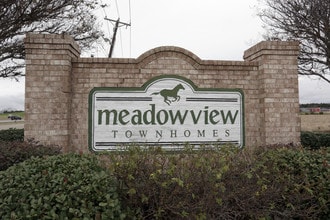 Meadowview Townhomes in Terrell, TX - Building Photo - Building Photo