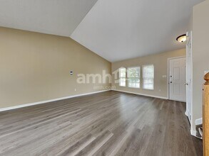 161 Lakeview Dr in Franklin, OH - Building Photo - Building Photo