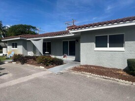 2494 NE 5th Ave in Boca Raton, FL - Building Photo