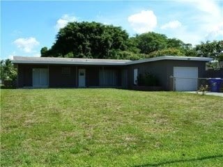 property at 4711 W Park Rd