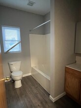 316 Wayne Ave, Unit Apt. 1 in Ellwood City, PA - Building Photo - Building Photo