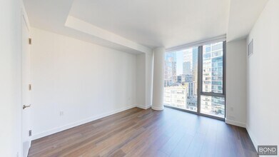 635 W 59th St in New York, NY - Building Photo - Building Photo