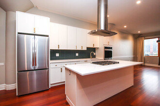 1152 W Fulton Market in Chicago, IL - Building Photo - Building Photo