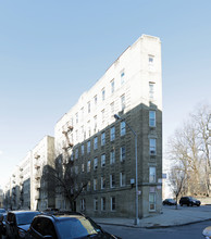 3433-3437 Gates Pl in Bronx, NY - Foto de edificio - Building Photo