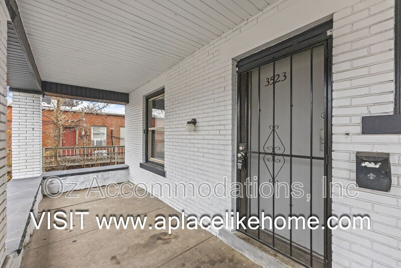 3523 St John Ave in Kansas City, MO - Building Photo