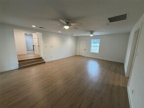 1010 Vine St in Weatherford, TX - Building Photo - Building Photo